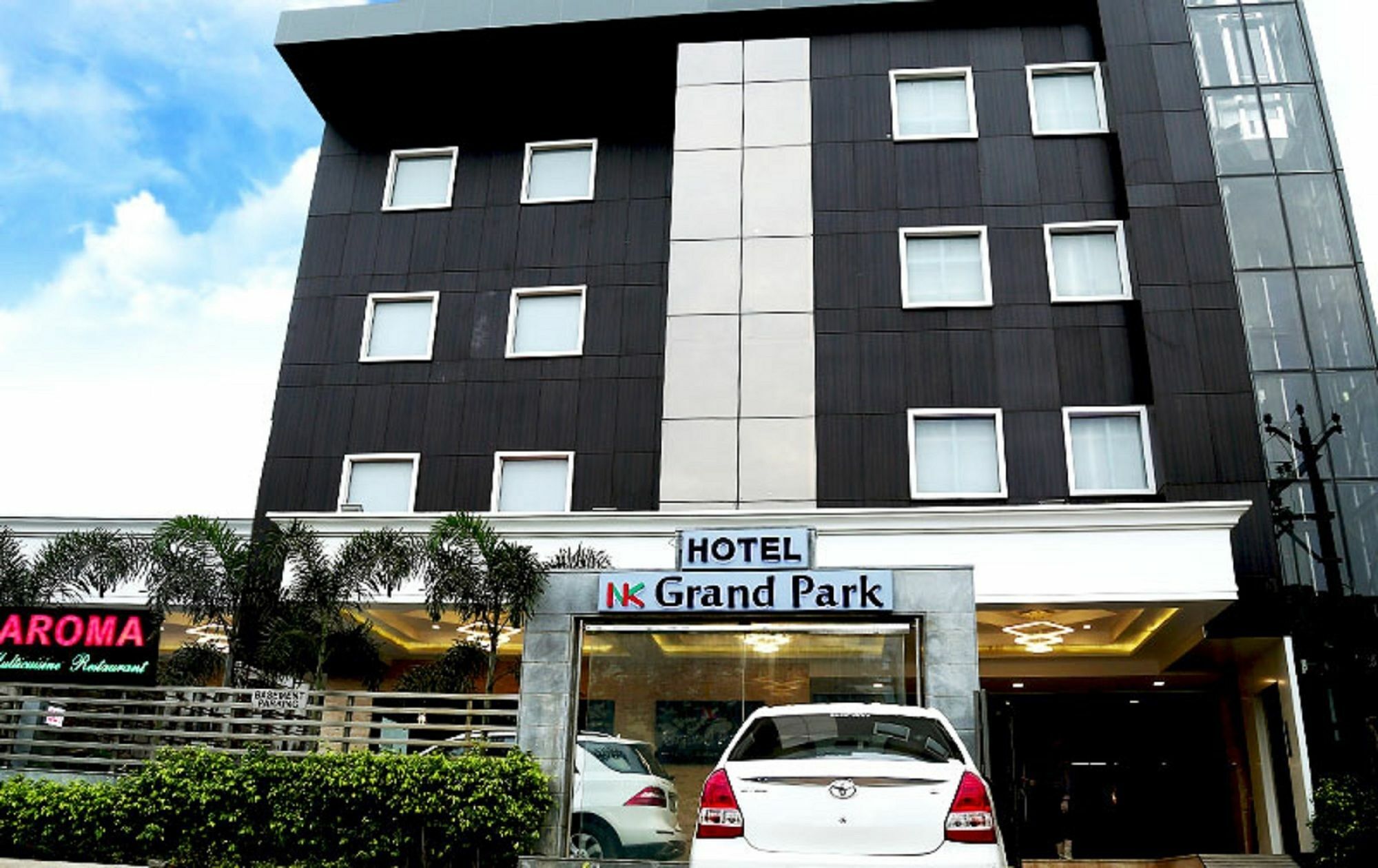 Hotel Nk Grand Park Airport Hotel Chennai Dış mekan fotoğraf